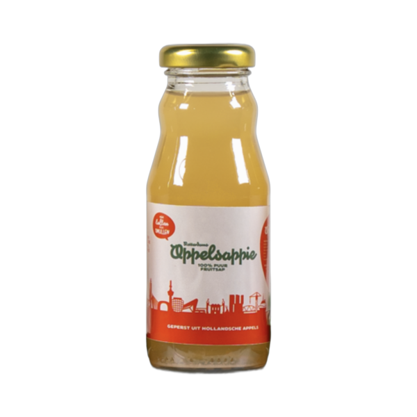 Flesje Rotterdams Appelsappie met Rotterdamse skyline op het etiket